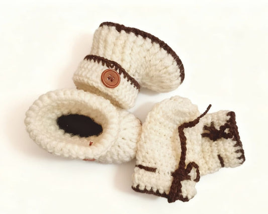 Crochet baby booties and gloves set /soft crochet baby booties